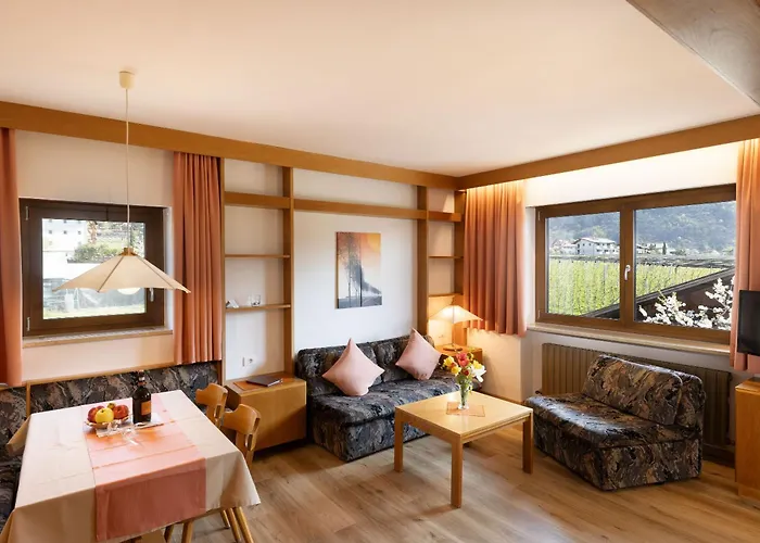 Pollingerhof Apartment