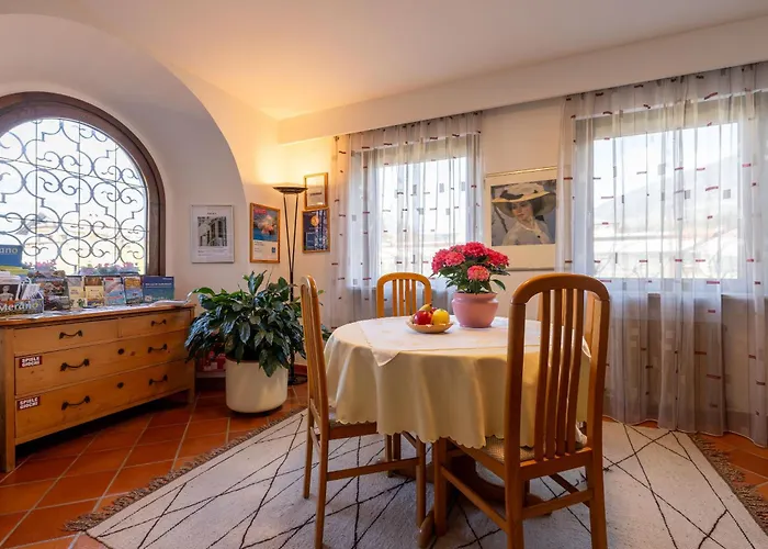 Pollingerhof Apartman *